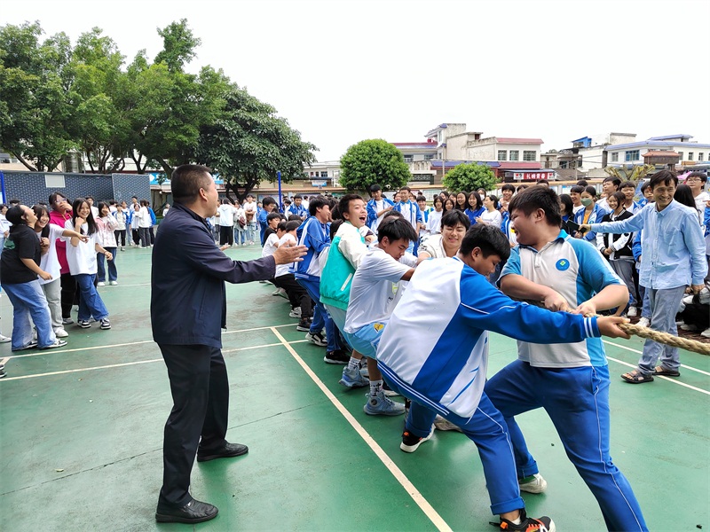 興義市各校文體活動(dòng)讓校園活起來